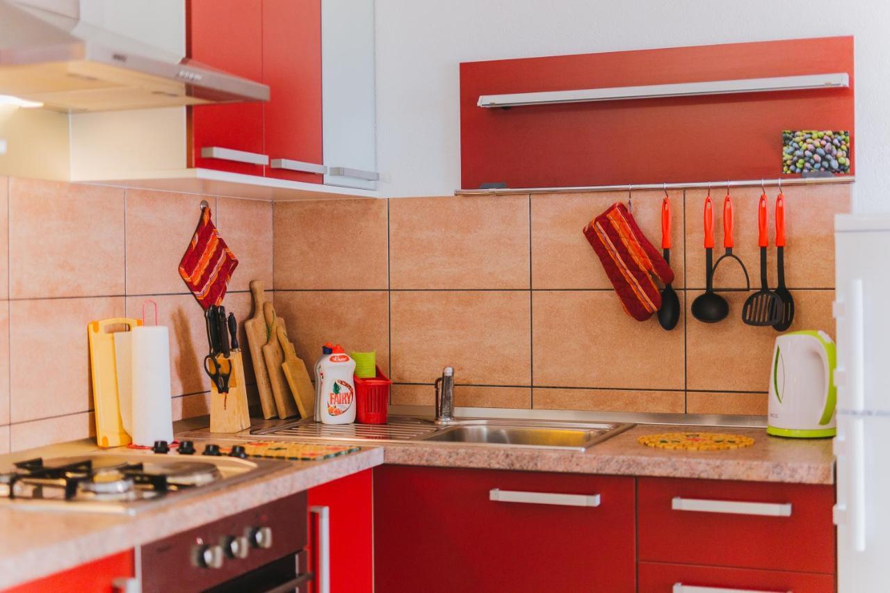 Apartmani Villa Marija أوميس المظهر الخارجي الصورة