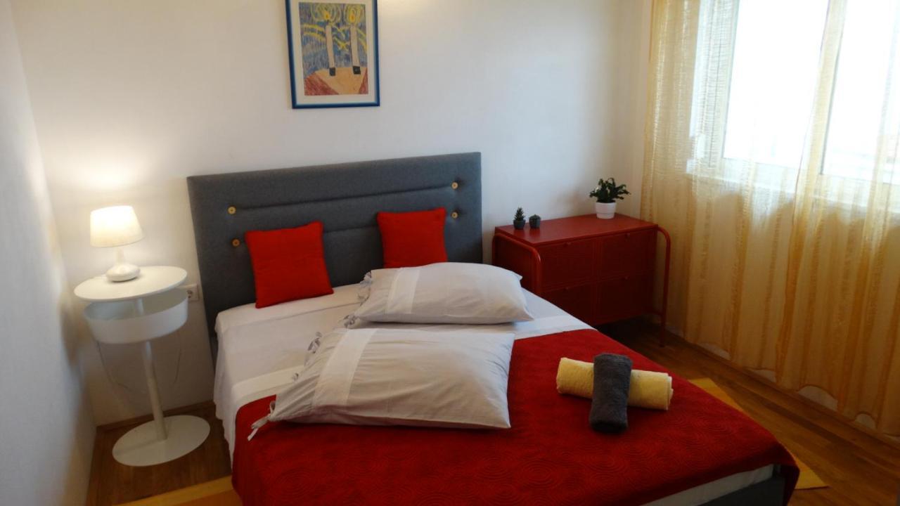 Apartmani Villa Marija أوميس المظهر الخارجي الصورة